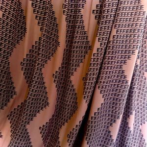 Beautiful Manaola, tan brown/black,M/L.
